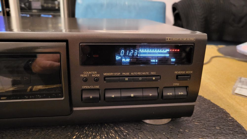 Magnetofon Technics RS-BX501