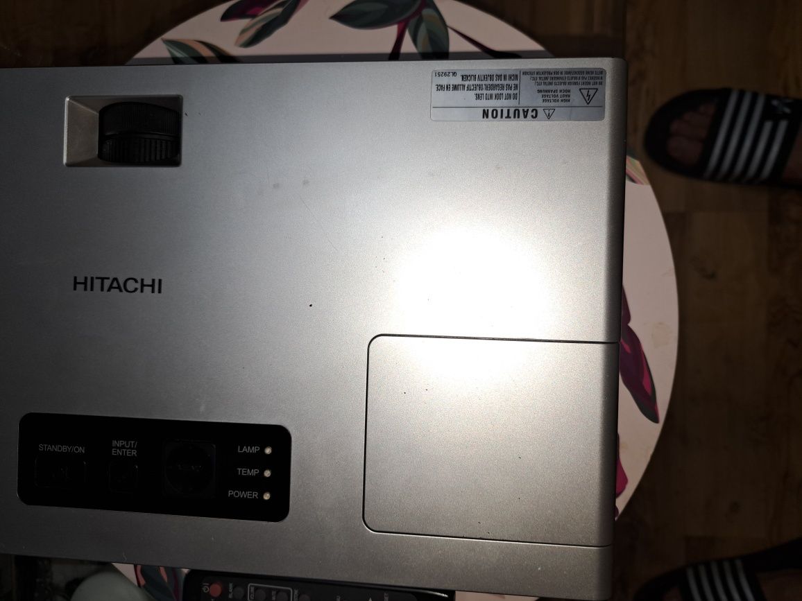 Projektor  Hitachi CPX 1 , PILOT