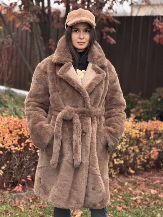 Продам шубку-дубленку женскую