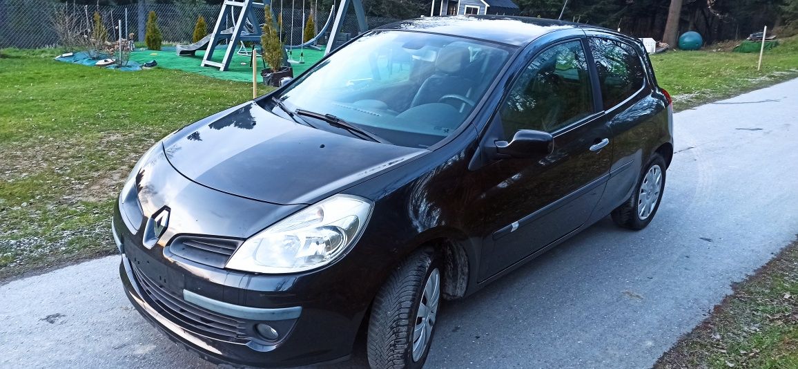 Renault Clio 2006 rok 1.2 benzyna