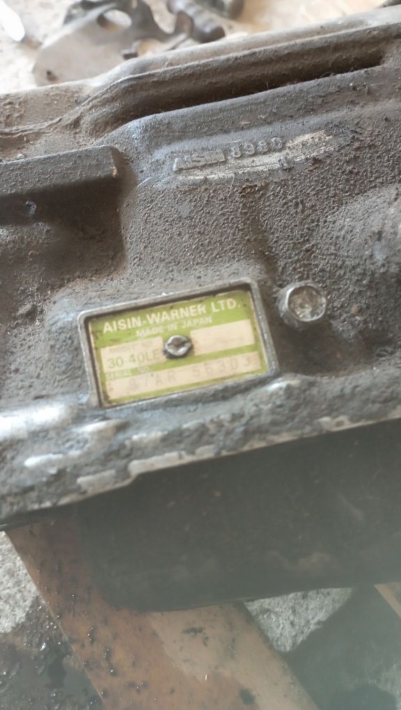 Продам коробку і роздатку Jeep Cherokee XJ