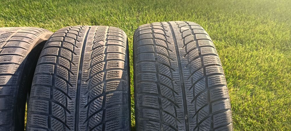 Opony zimowe R19 245/45