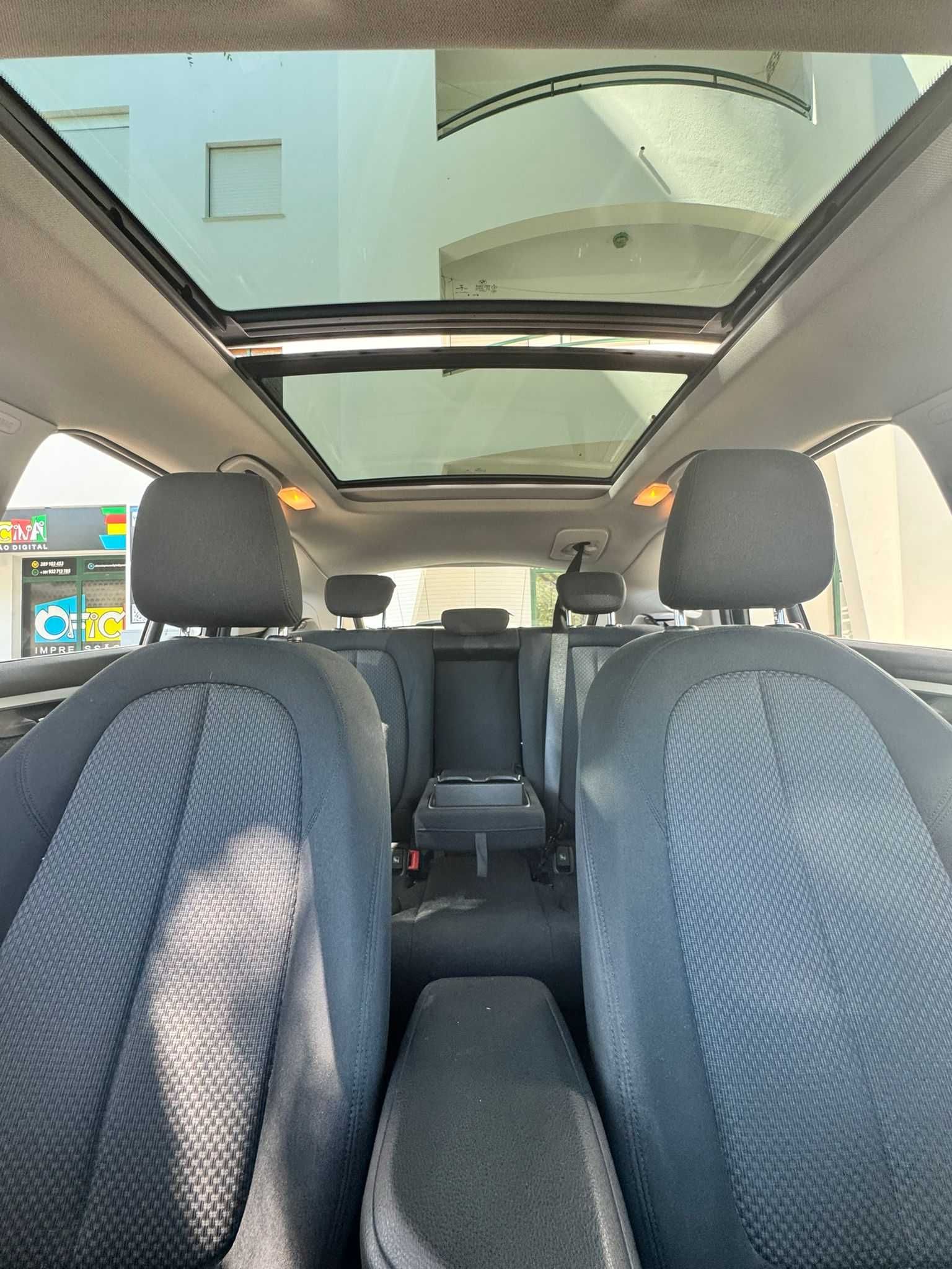 BMW X1 16d SDrive com Teto Panoramico