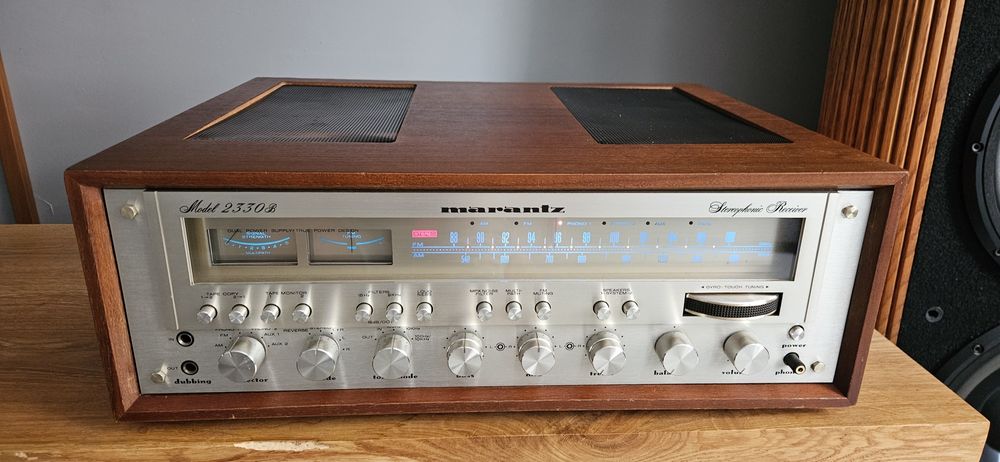 Amplituner Marantz 2330 B