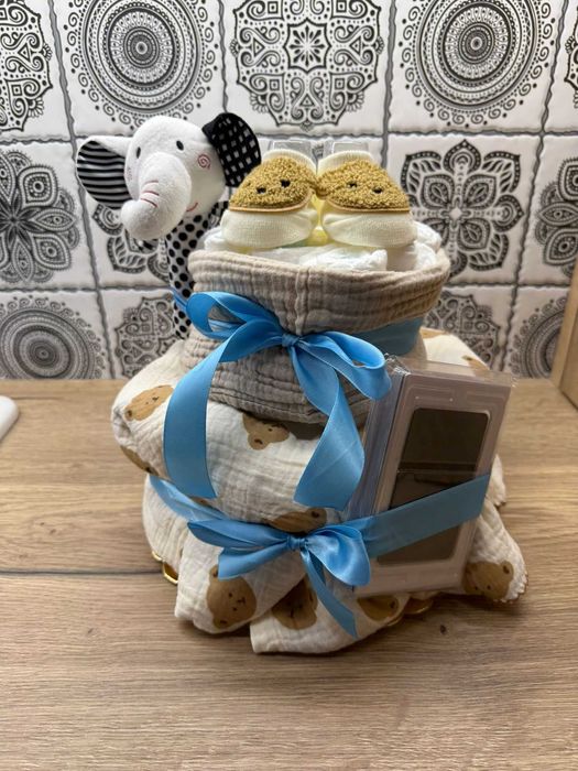 Tort z pieluszek – wyjątkowy prezent na powitanie maluszka!