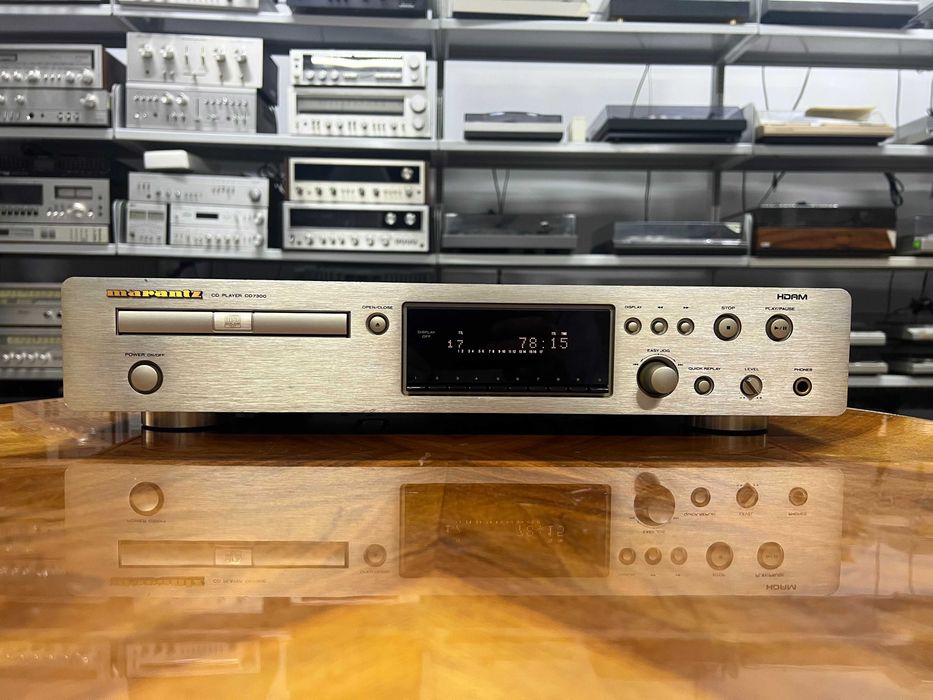 Odtwarzacz płyt CD Marantz CD7300 Audio Room