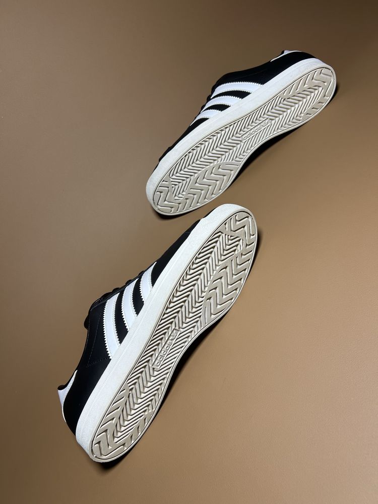 Кросівки  40р. Adidas Coast Star EE8901