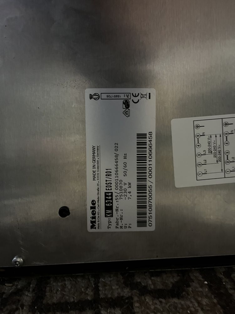 Duża płyta indukcyjna Miele