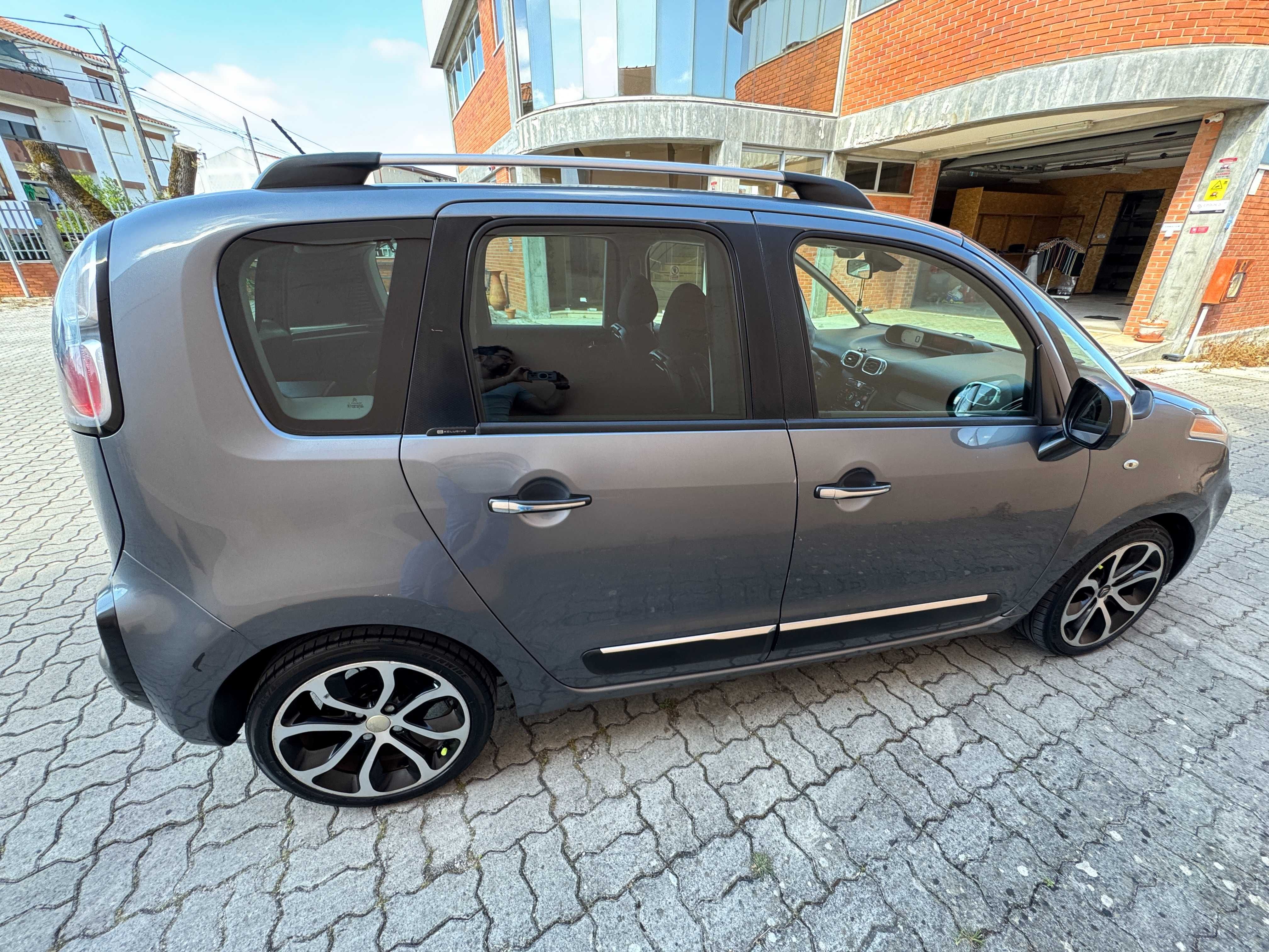 Citroen C3 Picasso 1.6HDi 92cv EXCLUSIVE 2011 único dono