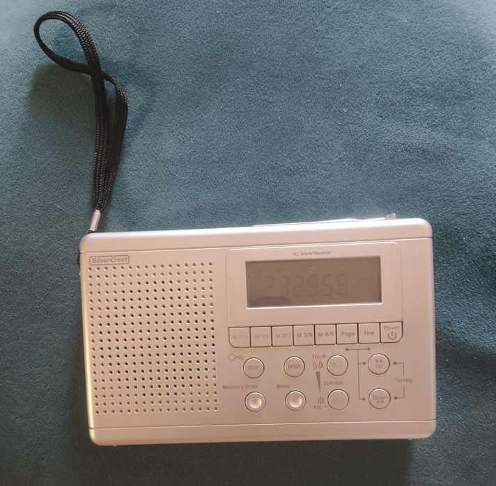 Rádio portátil SilverCrest modelo KH 2029