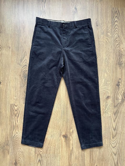 Nowe sztruksowe spodnie H&M Regular Fit (EUR 48)