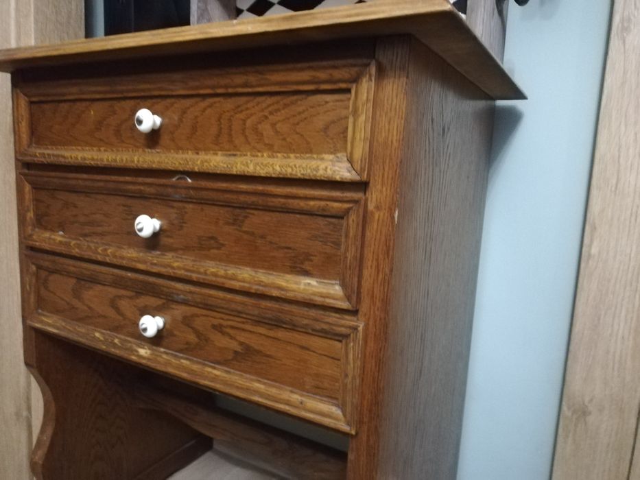 Mała komoda, komódka, niciak