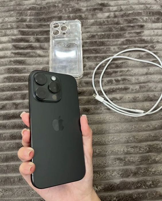 Продается iPhone 15 pro 256 gb