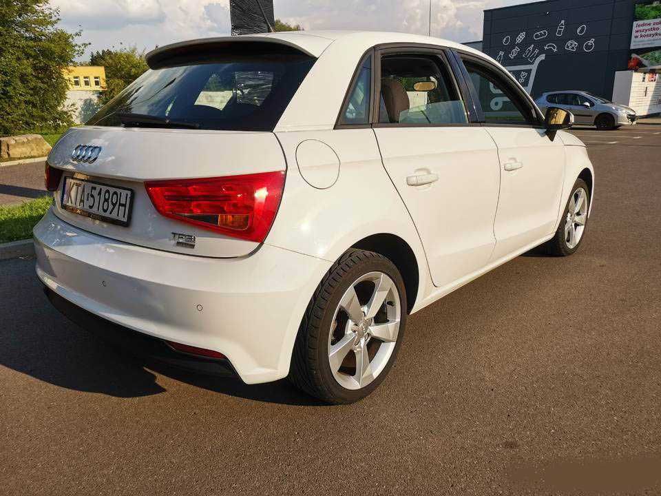 Audi A1 1 właściciel super wygląd oryginalny przebieg 44tyś