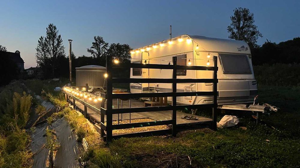 СПА-відпочинок в трейлері, чані, сауні і риболовля біля Львова (20км)