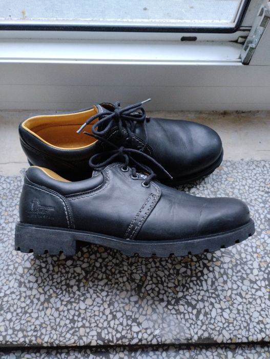 Шкіряні туфлі размер 43  Іспанія