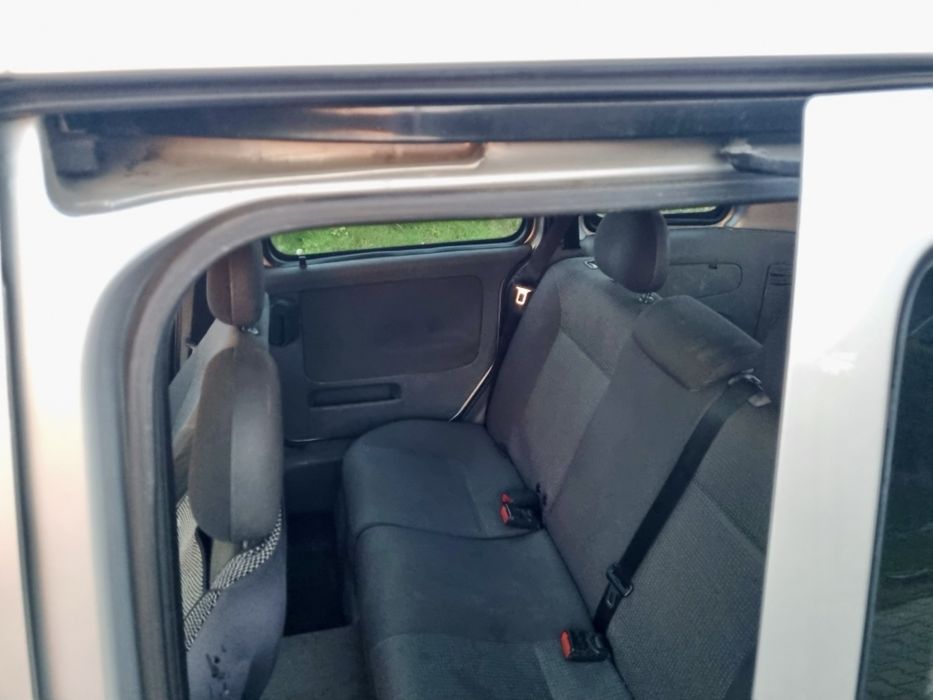Opel combo 5osobowy