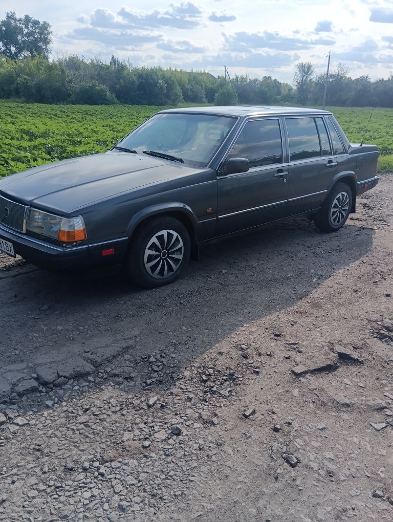 Продам VOLVO 740 2.4 TD