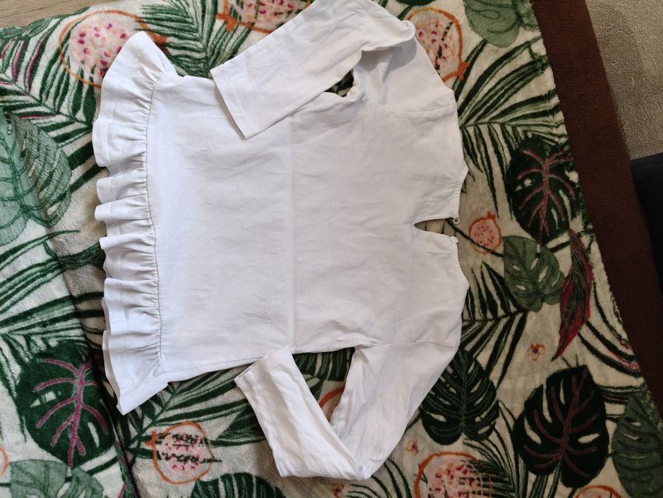 Biała bluzka dla dziewczynki r.116