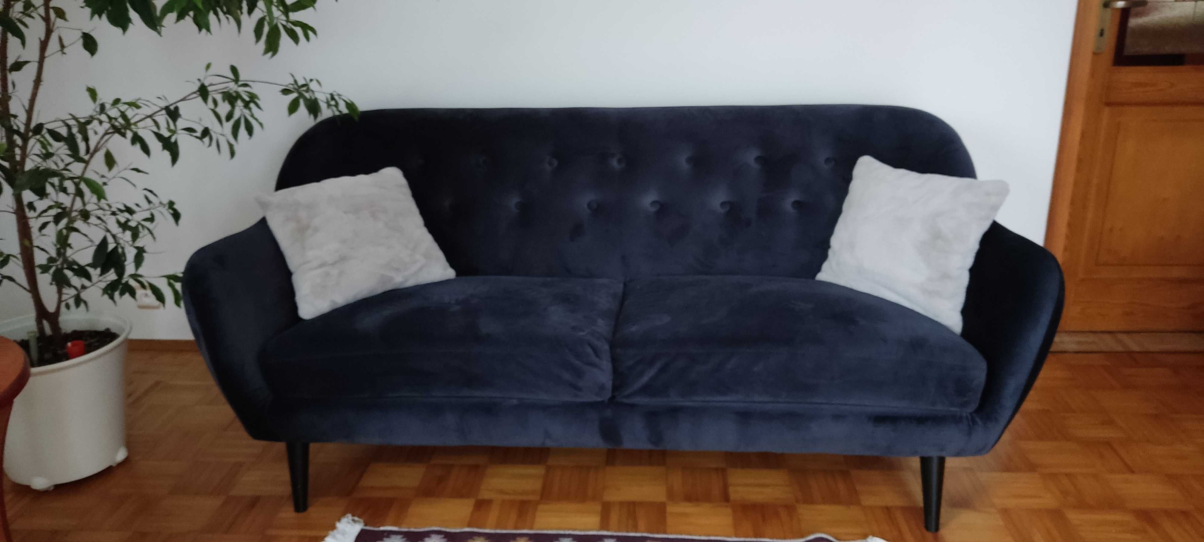 Granatowa welurowa sofa denvo