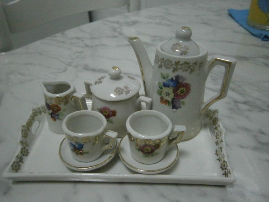 Miniaturas porcelana, brinquedo anos 1930