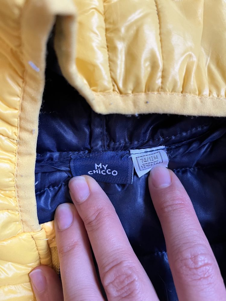 Демисезонная курточка Chicco 74 (12 месяцев)
