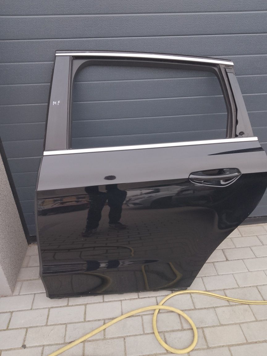 Ford s max MK2 drzwi lewe tylne,tył czarne kolor MF,w kolor