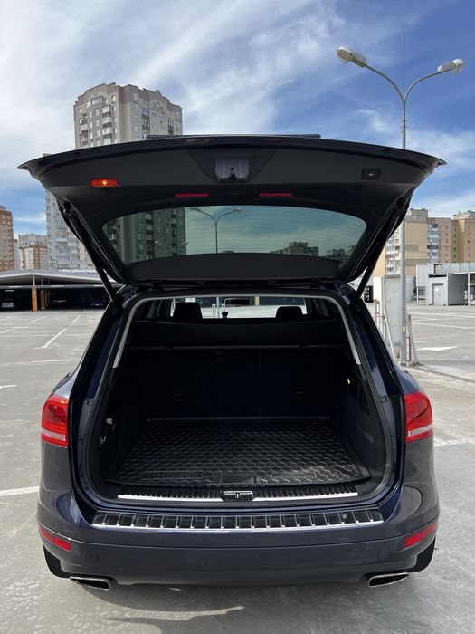Офіційний Volkswagen Touareg 2012, 3.0 TDI, CRCA 245 к.с.