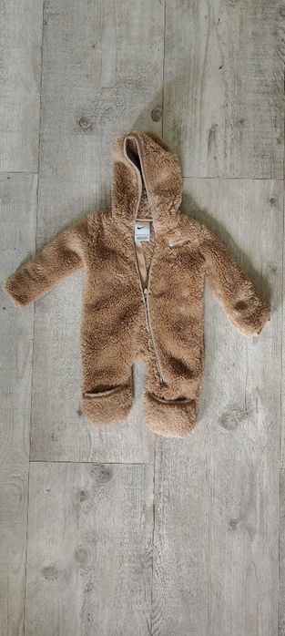 Kombinezon NIKE niemowlęcy roz. 56-62