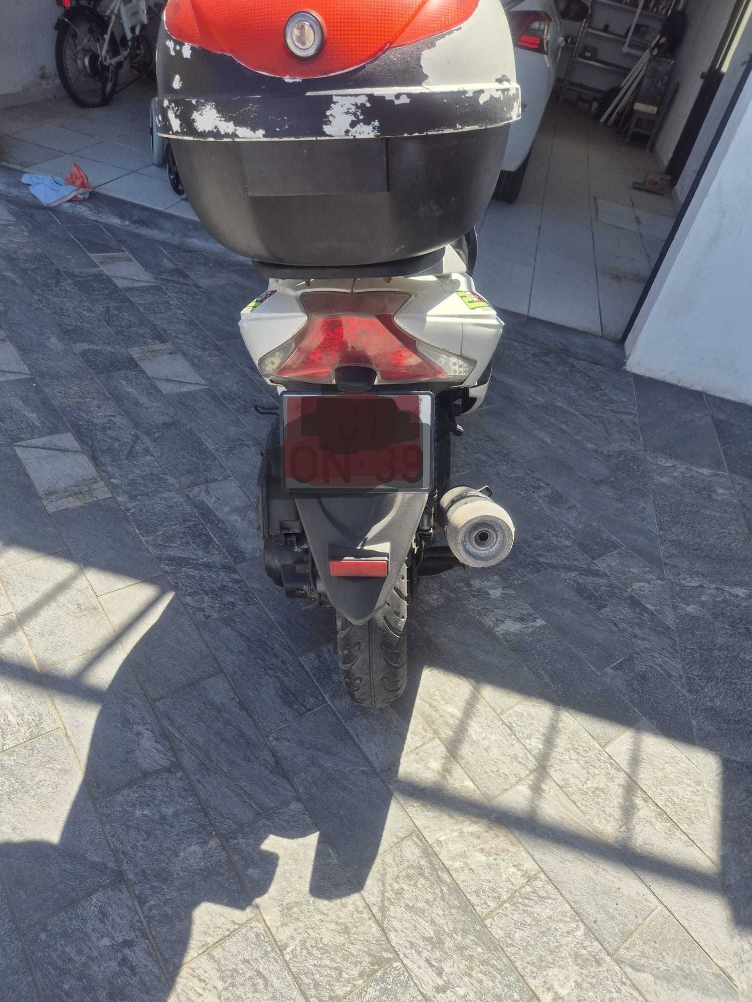 Scooter 125 cc 2GO -ano 2014