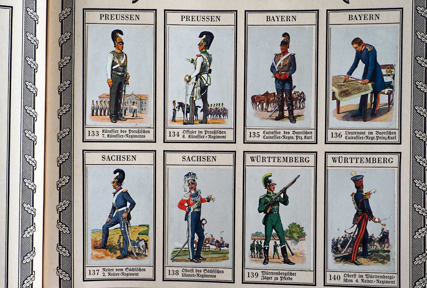 Coleção de Cromos Alemã Muito Antiga - Temática Militar