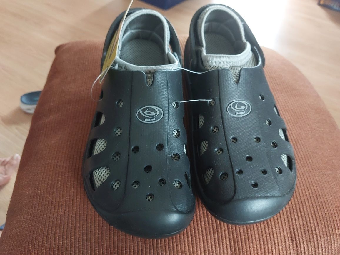 Crocs da Beppi novos