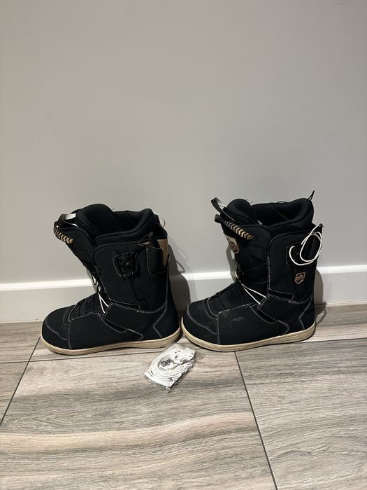 Buty snowboardowe deeluxe snowboard 43.5