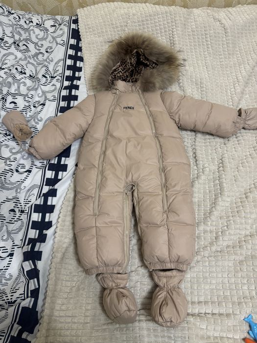 Зимовий комбінезон