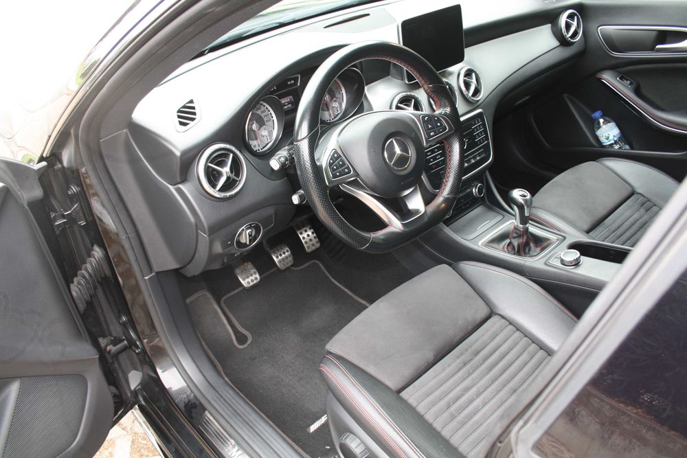 Mercedes Benz CLA 180d Shooting Brake AMG Nacional