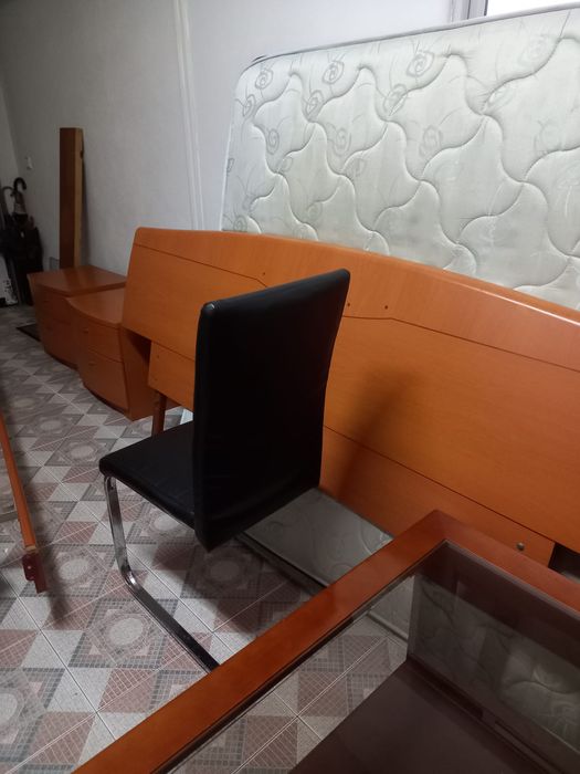 Mobília em bom estado