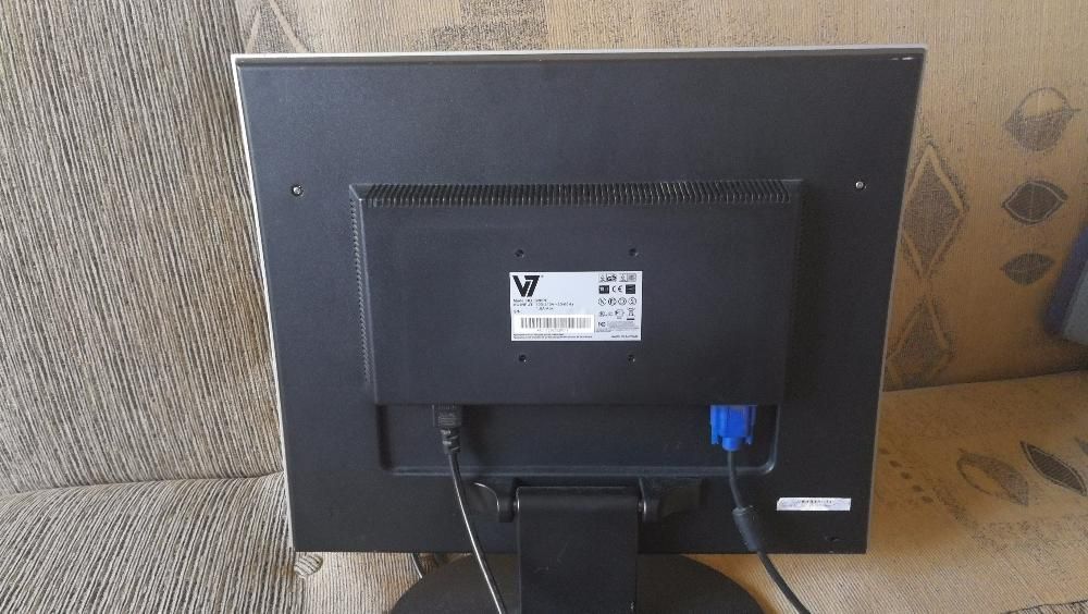 Monitor V7 Videoseven S20PD 51,1 cm (20,1 cala) + przejściówka DVI