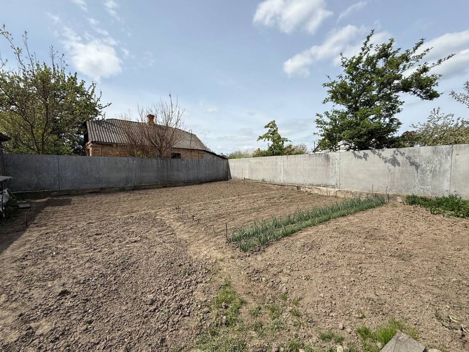 Продаж приміщення ( магазин) 44 м2.