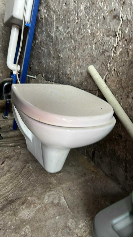 Sprzedam podwieszane wc