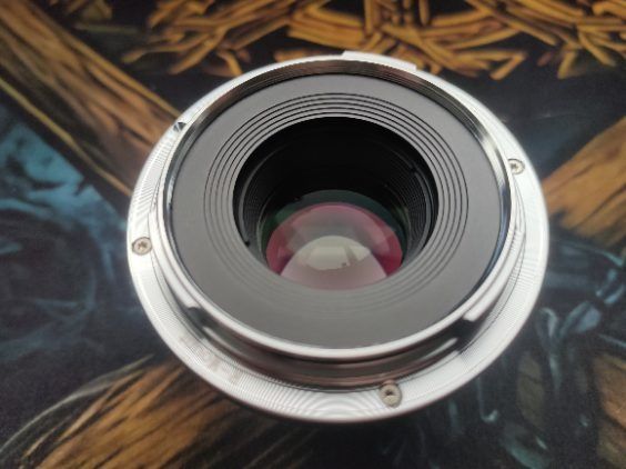 Canon EOS R50, bezlusterkowiec z matryca 24Mpx APSC. Bagnet