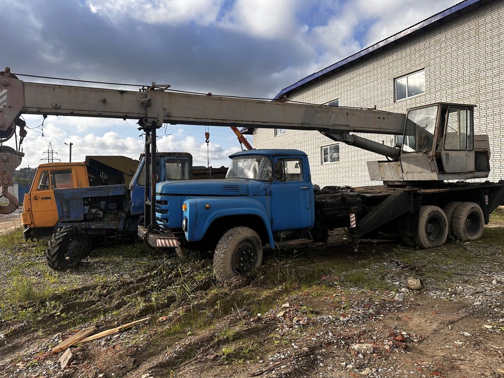 Продається автокран 10т  зіл гя справний