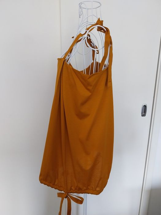 Top Camel COS | Tamanho L | Novo com etiqueta