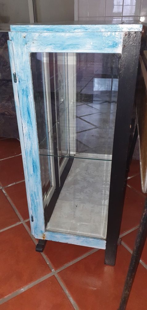 Móvel de sala/ cozinha