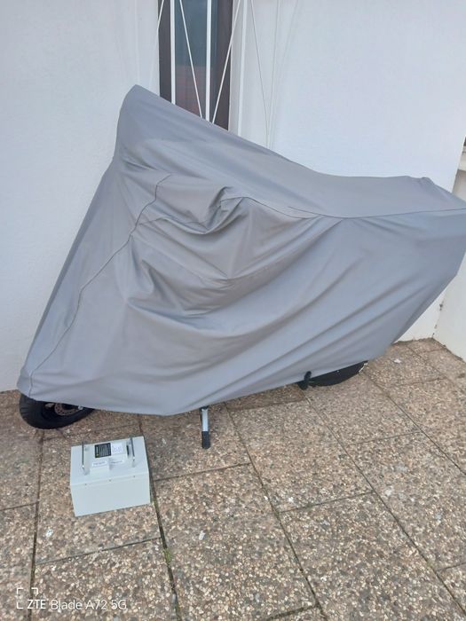 Moto nova sem seguro.