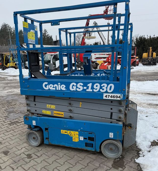 Genie 1930  Stan dobry, sprawny, UDT, podnośnik, zwyżka