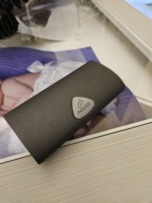 Набір ручок Parker Sonnet Matte Black GT (перо + кулькова/ролер)