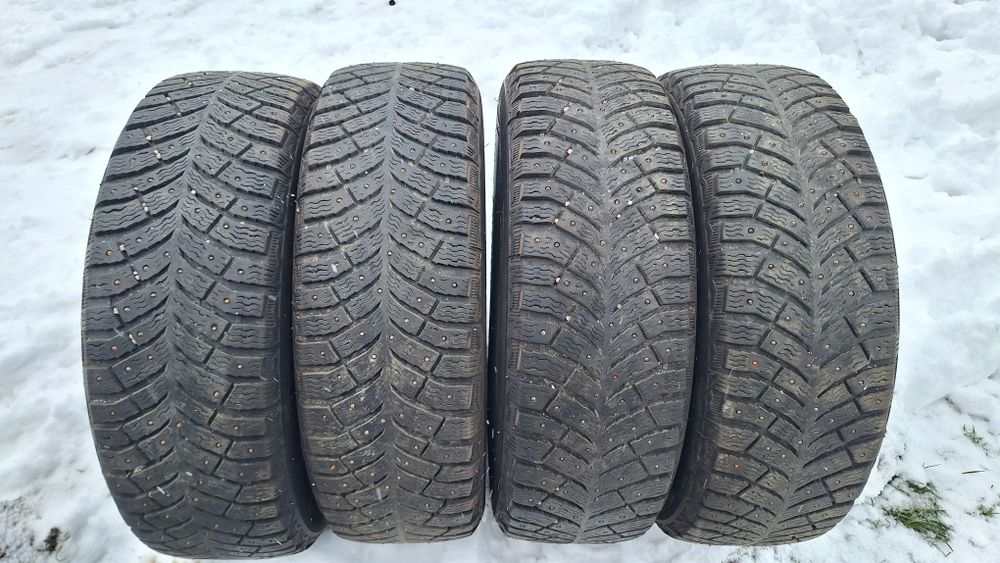 Opony zimowe z kolcami Michelin X-ice North 4. 195 60 R15