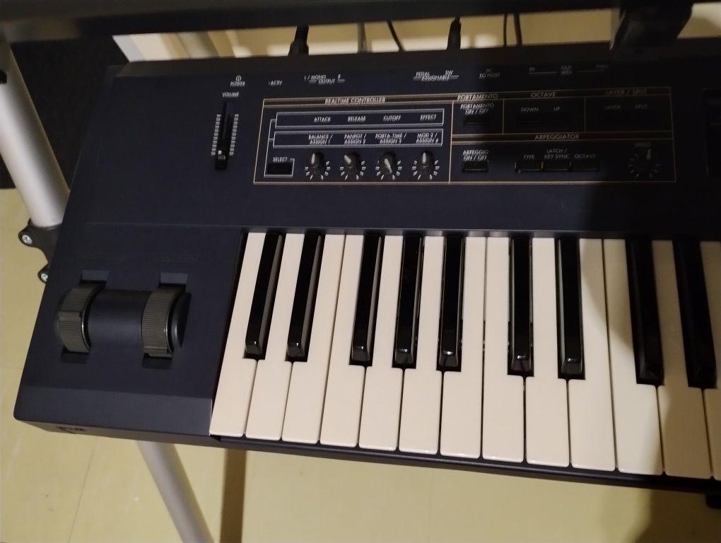Syntezator Korg N5