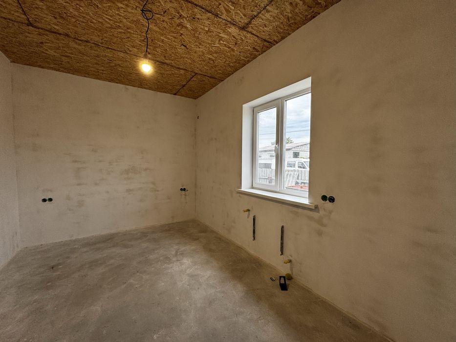 Продам газифікований одноповерховий будинок в Микуличах !