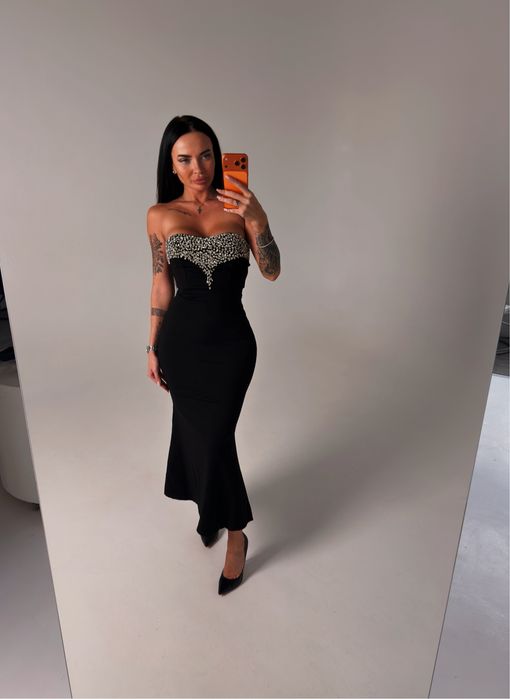 Вечернее платье в стразах